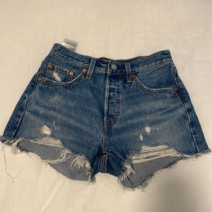 LEVI’S PREMIUM original 501 shorts size 25